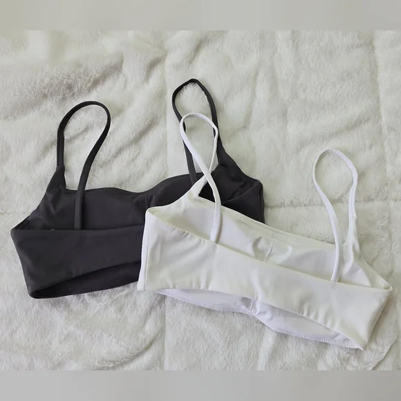 NWOT 2 Pack Everyday Seamless Padded Bandeua Bralettes - White and Black Size S - Picture 2 of 3